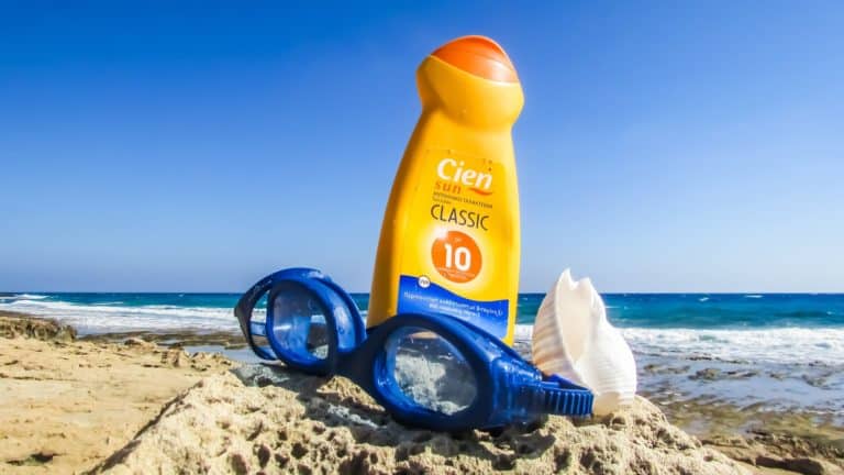 9 Life Lessons from a Song About Sunscreen